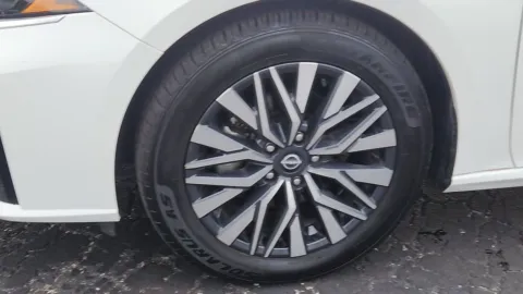 More photos of 2025 Nissan Altima 2.5 SV at Eastgate Chrysler Jeep Dodge Ram, IN