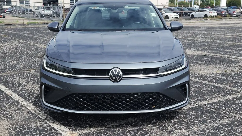 3VW7X7BU6SM013447