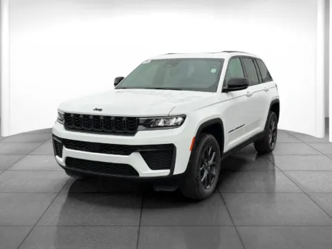 Another view of 2027 Jeep Grand Cherokee Laredo Altitude for sale in Indianapolis, IN at Eastgate Chrysler Jeep Dodge Ram