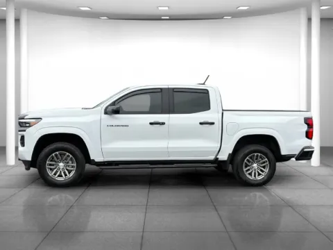 More photos of 2023 Chevrolet Colorado LT at Eastgate Chrysler Jeep Dodge Ram, IN