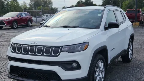 Another view of 2022 Jeep Compass Latitude Lux for sale in Indianapolis, IN at Eastgate Chrysler Jeep Dodge Ram