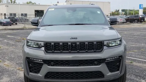 Photos of 2027 Jeep Grand Cherokee Limited Reserve for sale in Indianapolis, IN at Eastgate Chrysler Jeep Dodge Ram