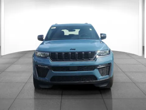 Photos of 2027 Jeep Grand Cherokee Limited for sale in Indianapolis, IN at Eastgate Chrysler Jeep Dodge Ram