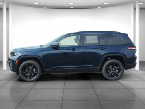 More photos of 2027 Jeep Grand Cherokee Limited at Eastgate Chrysler Jeep Dodge Ram, IN