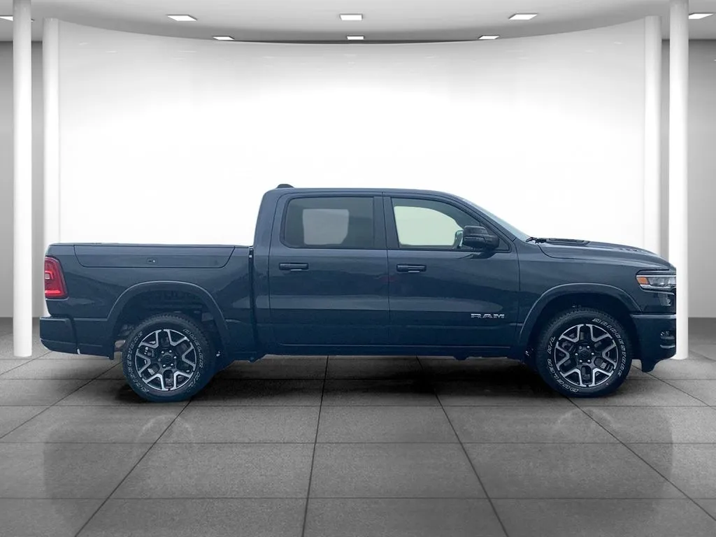 2026 RAM 1500 Laramie - Photo 8