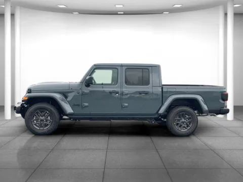 More photos of 2025 Jeep Gladiator Sport S at Eastgate Chrysler Jeep Dodge Ram, IN