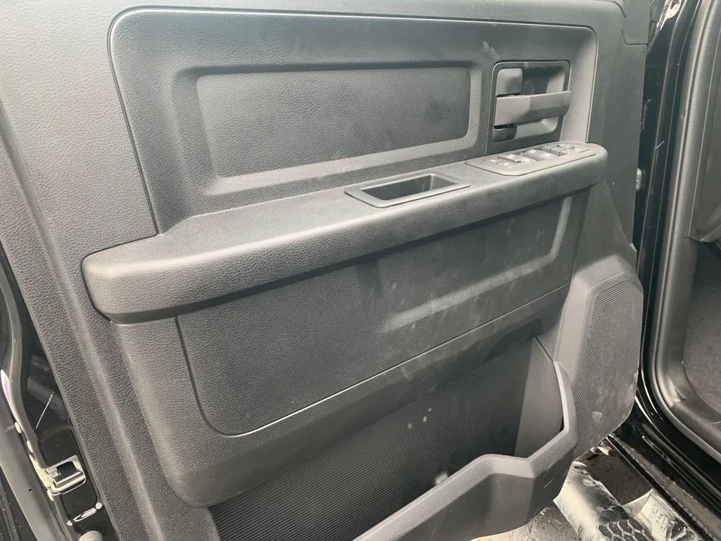 2026 RAM 2500 Tradesman - Photo 14