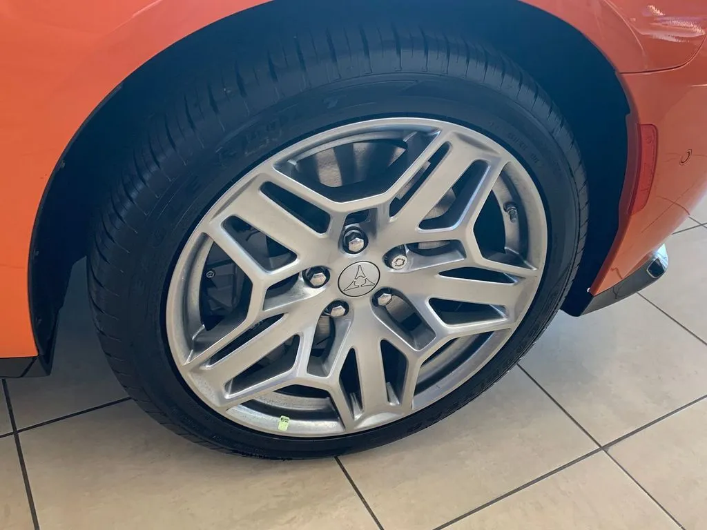 2026 Dodge Charger Daytona Scat Pack - Photo 9