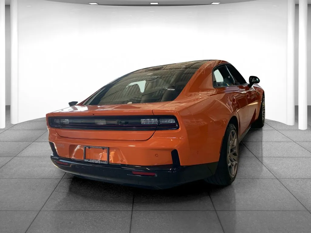 2026 Dodge Charger Daytona Scat Pack - Photo 7
