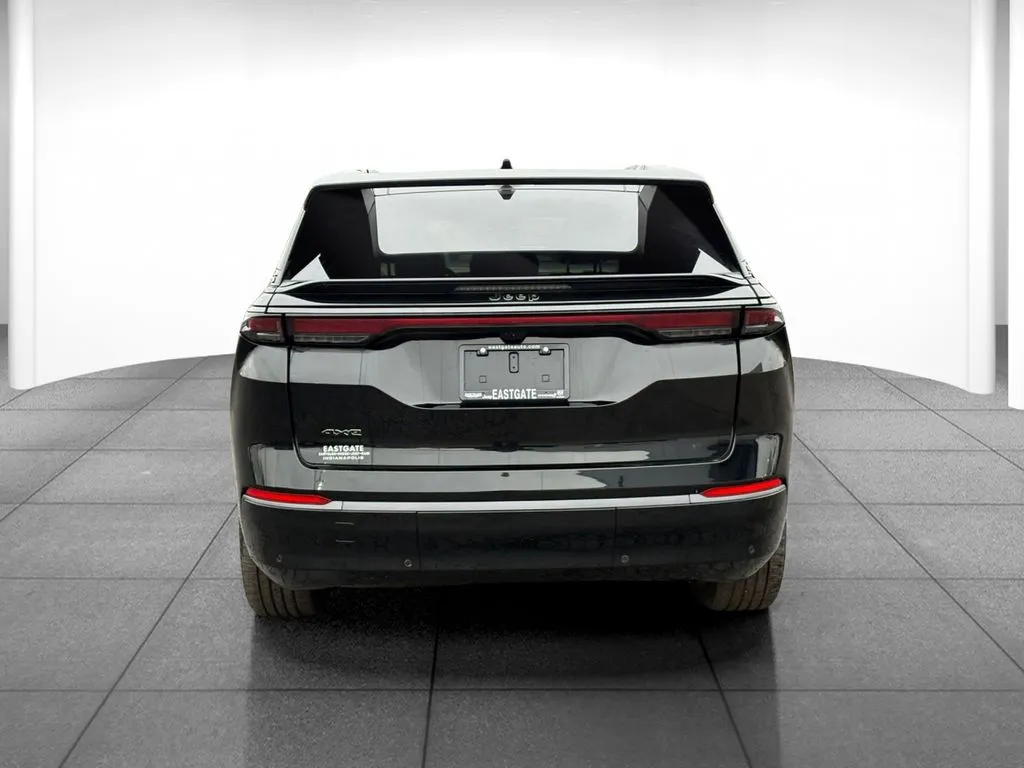 2025 Jeep Wagoneer S Limited - Photo 6