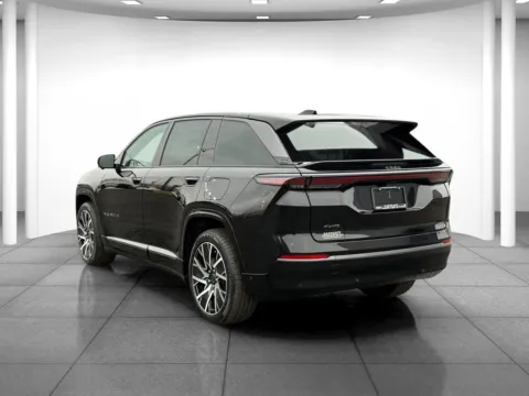 More photos of 2025 Jeep Wagoneer S Limited at Eastgate Chrysler Jeep Dodge Ram, IN