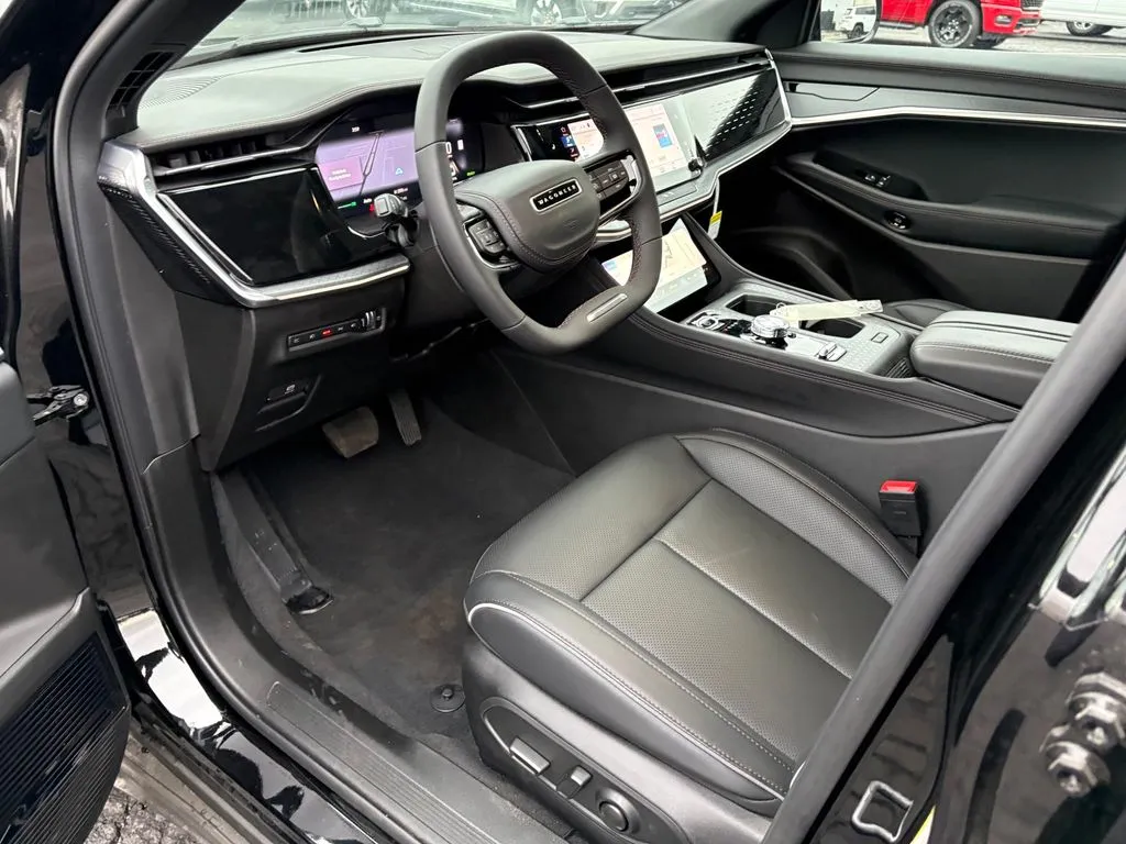 2025 Jeep Wagoneer S Limited - Photo 14