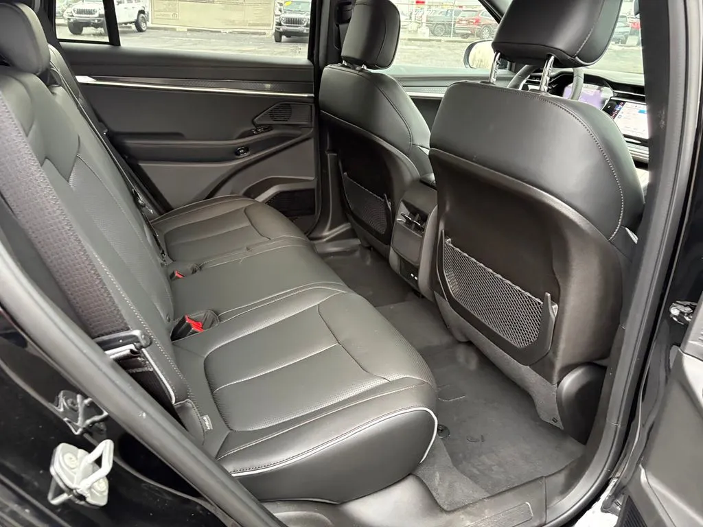 2025 Jeep Wagoneer S Limited - Photo 12