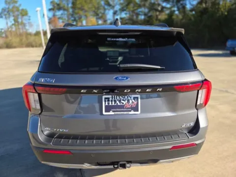 More photos of 2025 Ford Explorer Active at Hixson Ford Leesville, LA