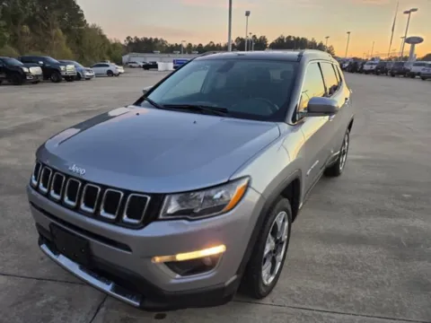 Silver 2018 Jeep Compass Limited for sale in Leesville, LA