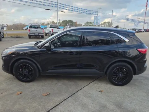 Photos of 2021 Ford Escape SE for sale in Leesville, LA at Hixson Ford Leesville