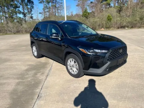 Black 2022 Toyota Corolla Cross LE for sale in Leesville, LA