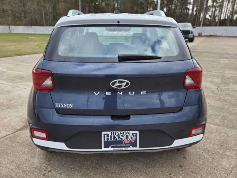 More photos of 2025 Hyundai Venue Limited at Hixson Ford Leesville, LA