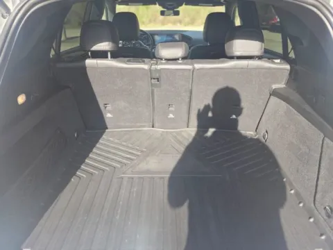 More photos of 2020 Mercedes-Benz GLE 350 at Hixson Ford Leesville, LA