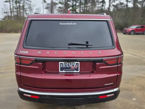 More photos of 2022 Jeep Wagoneer Series III at Hixson Ford Leesville, LA