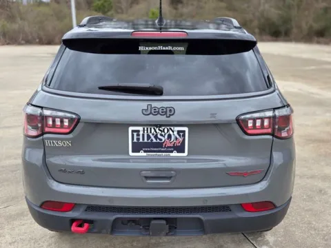 More photos of 2022 Jeep Compass Trailhawk at Hixson Ford Leesville, LA