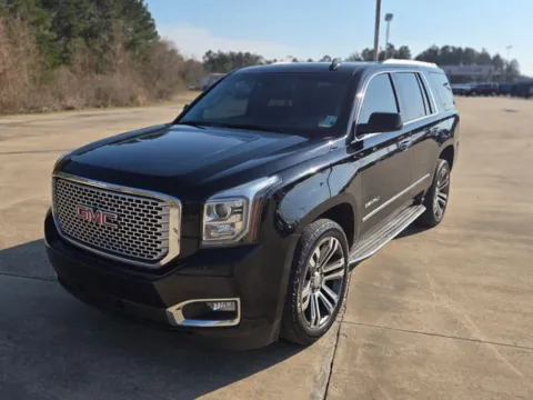 Black 2017 GMC Yukon Denali for sale in Leesville, LA