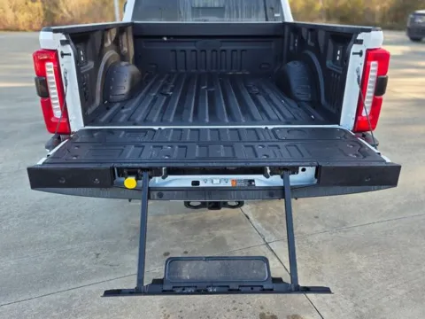 More photos of 2024 Ford F-250SD King Ranch at Hixson Ford Leesville, LA