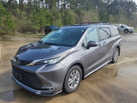 Gray 2023 Toyota Sienna XLE for sale in Leesville, LA