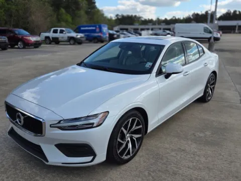 White 2020 Volvo S60 T5 Momentum for sale in Leesville, LA