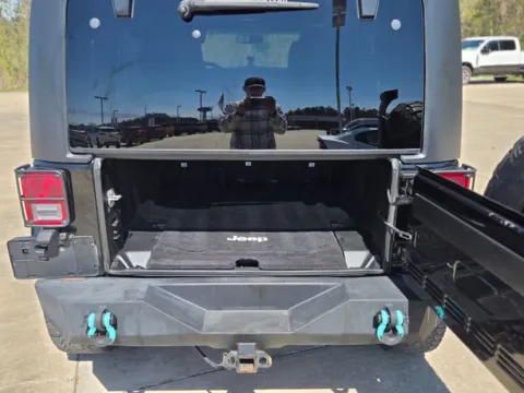 More photos of 2015 Jeep Wrangler Unlimited Freedom Edition at Hixson Ford Leesville, LA