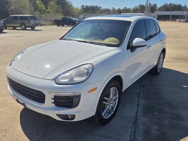 White 2017 Porsche Cayenne Platinum Edition for sale in Leesville, LA