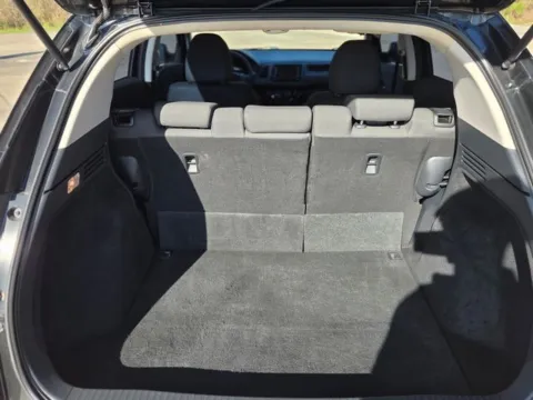 More photos of 2021 Honda HR-V LX at Hixson Ford Leesville, LA