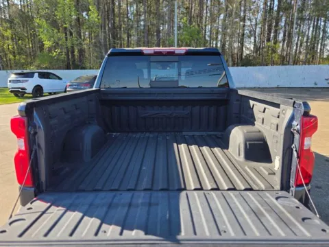 More photos of 2022 Chevrolet Silverado 1500 ZR2 at Hixson Ford Leesville, LA