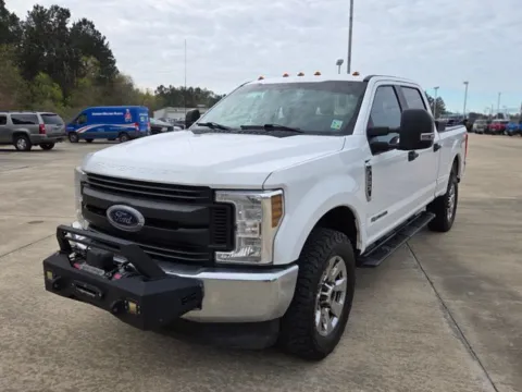 White 2019 Ford F-250SD XL for sale in Leesville, LA