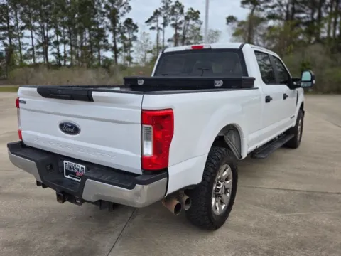 More photos of 2019 Ford F-250SD XL at Hixson Ford Leesville, LA