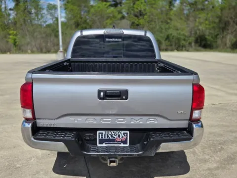 More photos of 2017 Toyota Tacoma SR at Hixson Ford Leesville, LA