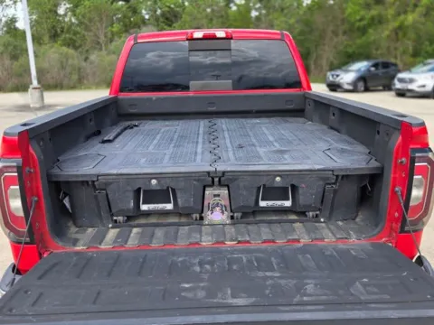 More photos of 2018 GMC Sierra 1500 SLT at Hixson Ford Leesville, LA