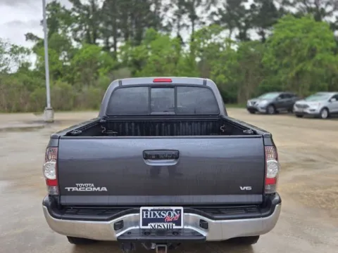 More photos of 2013 Toyota Tacoma at Hixson Ford Leesville, LA
