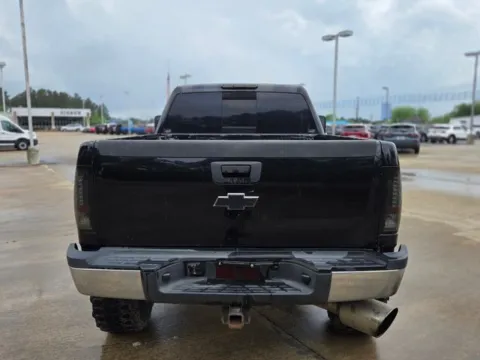 More photos of 2008 Chevrolet Silverado 2500HD LT at Hixson Ford Leesville, LA
