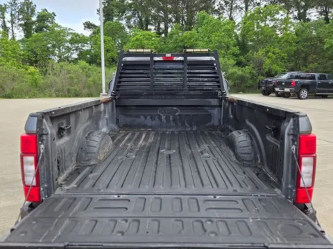 More photos of 2022 Ford F-250SD XLT at Hixson Ford Leesville, LA