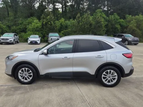 Photos of 2020 Ford Escape SE for sale in Leesville, LA at Hixson Ford Leesville