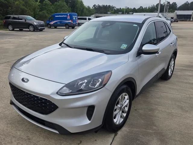 Silver 2020 Ford Escape SE for sale in Leesville, LA