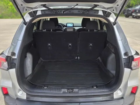 More photos of 2020 Ford Escape SE at Hixson Ford Leesville, LA