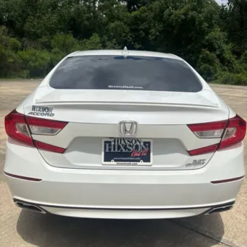 More photos of 2018 Honda Accord Sport 2.0T at Hixson Ford Leesville, LA