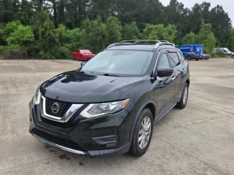 Green 2020 Nissan Rogue SV for sale in Leesville, LA