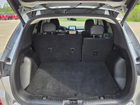 More photos of 2021 Ford Escape Hybrid SEL at Hixson Ford Leesville, LA