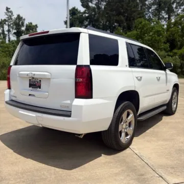 More photos of 2019 Chevrolet Tahoe LT at Hixson Ford Leesville, LA
