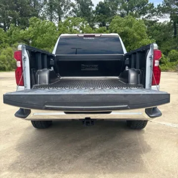 More photos of 2021 Chevrolet Silverado 1500 LT at Hixson Ford Leesville, LA