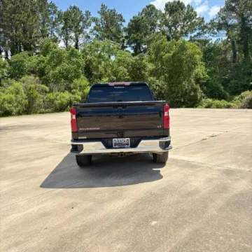 More photos of 2021 Chevrolet Silverado 1500 LT at Hixson Ford Leesville, LA