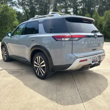 Another view of 2022 Nissan Pathfinder Platinum for sale in Leesville, LA at Hixson Ford Leesville